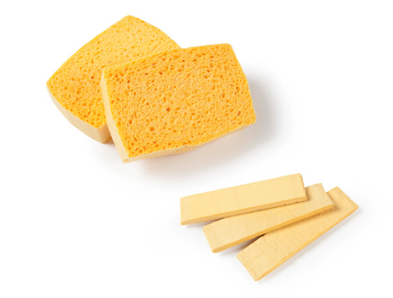 Compressed and expanded sponges